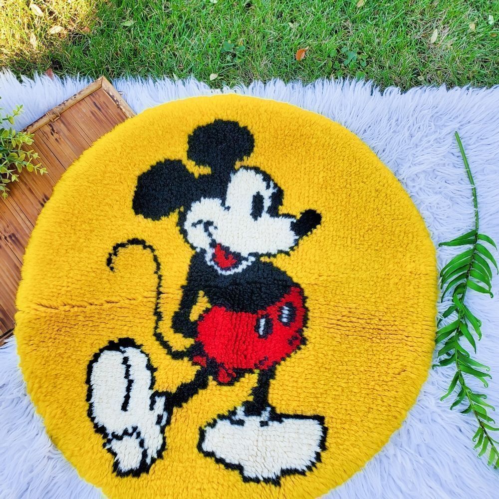 Vtg Shillcraft MICKEY MOUSE HEAD Latch Hook Rug